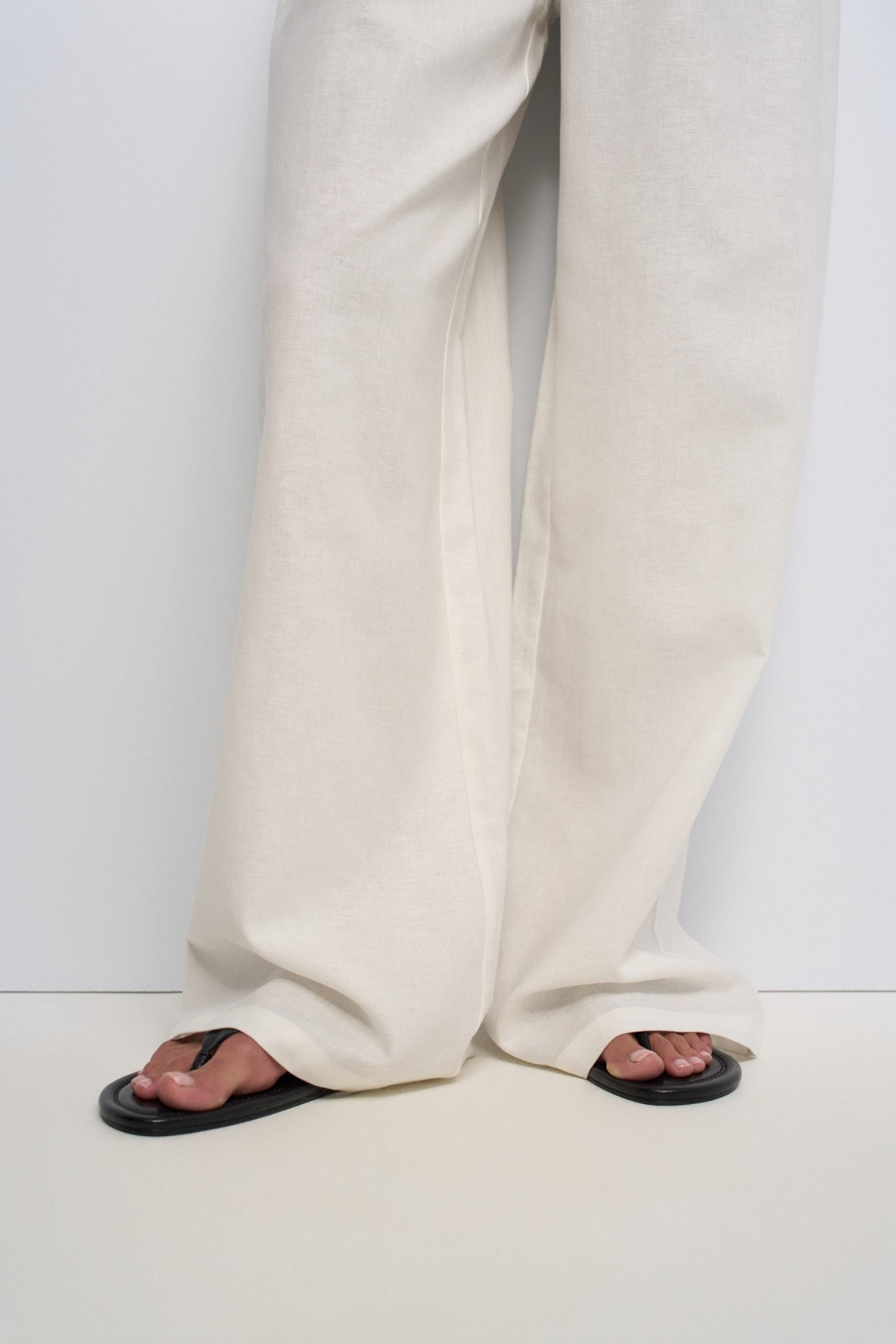 CAL�AS JOGGERS COM LINHO