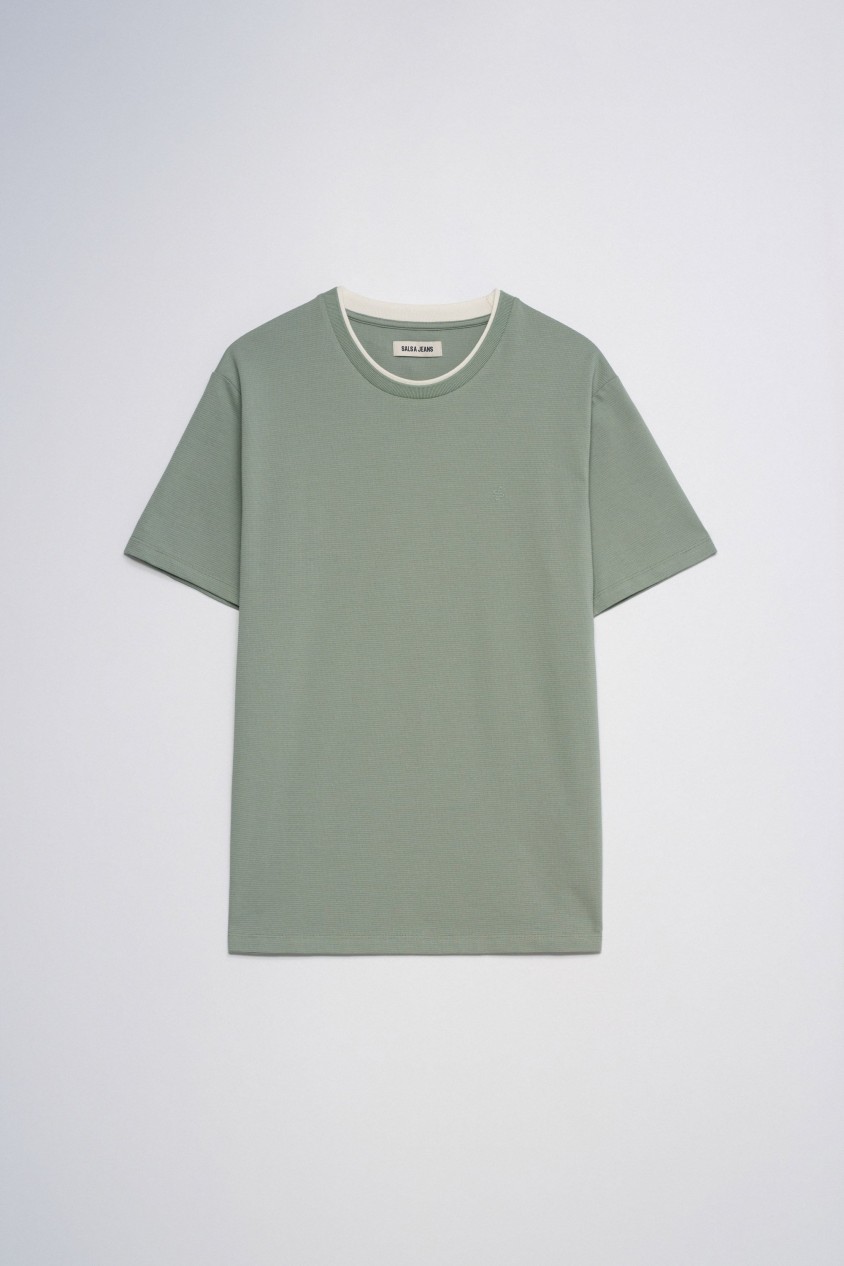 T-SHIRT MIT STRUKTUR