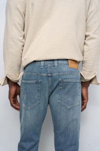 JEANS REGULAR FIT