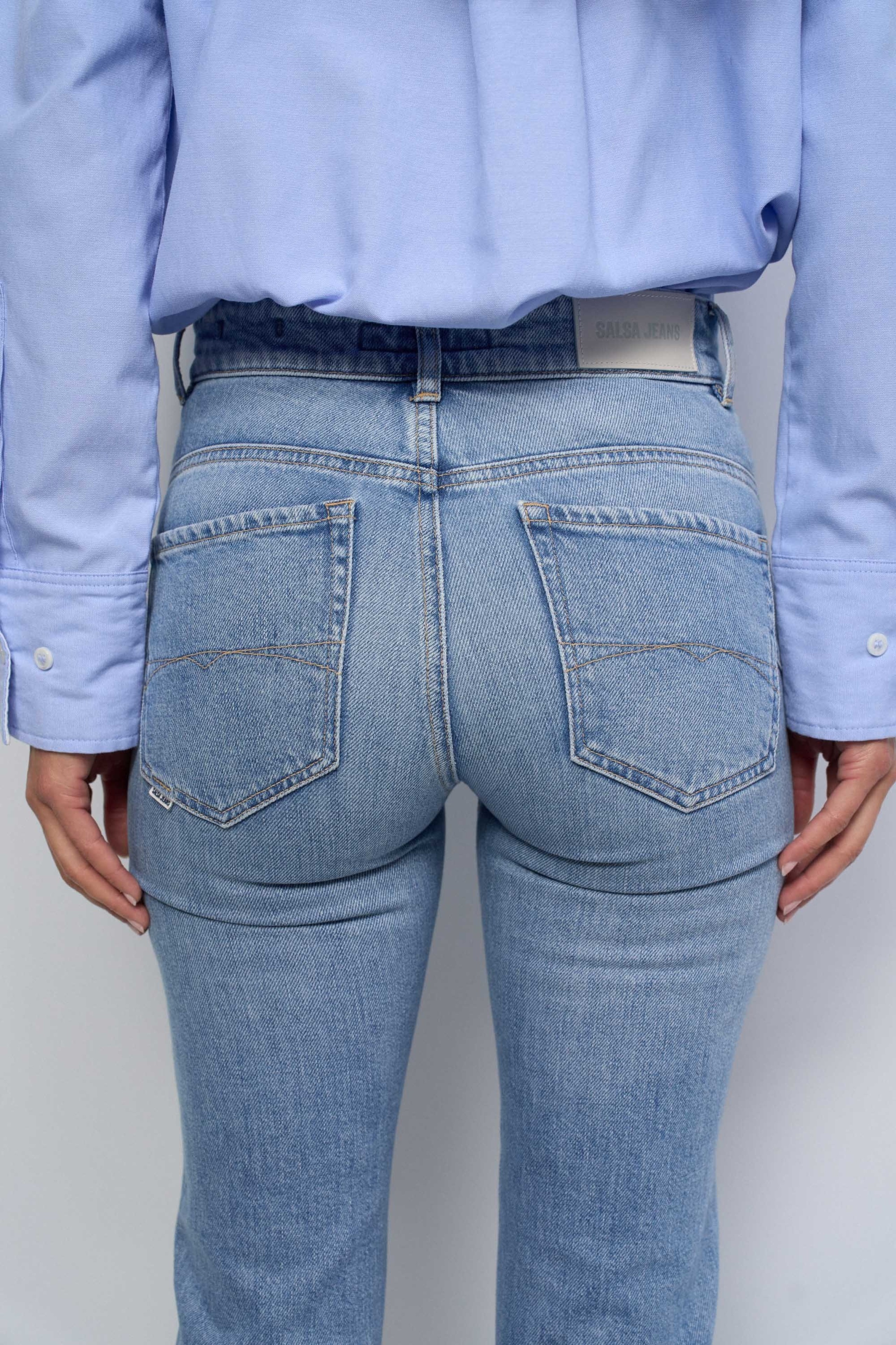 FAITH PUSH IN CROPPED SLIM JEANS