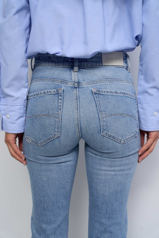 FAITH PUSH IN CROPPED SLIM JEANS