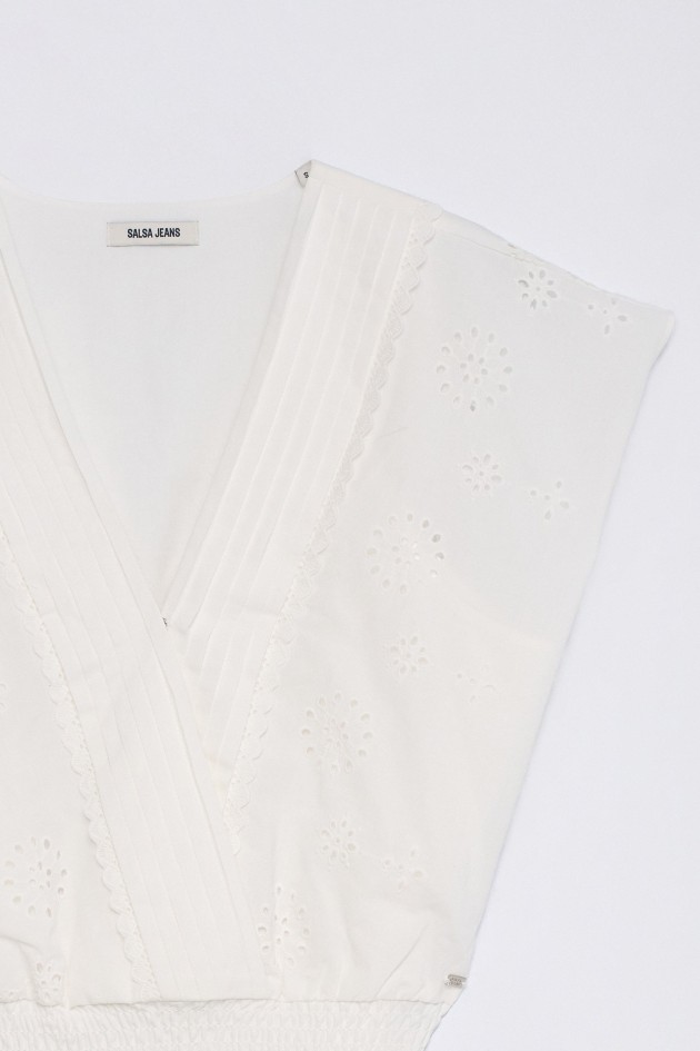 BLUSE MIT ENGLISCHER STICKEREI
