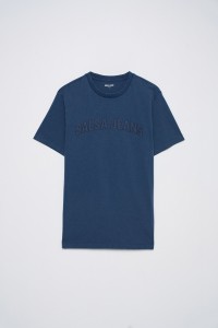 T-SHIRT COM BRANDING
