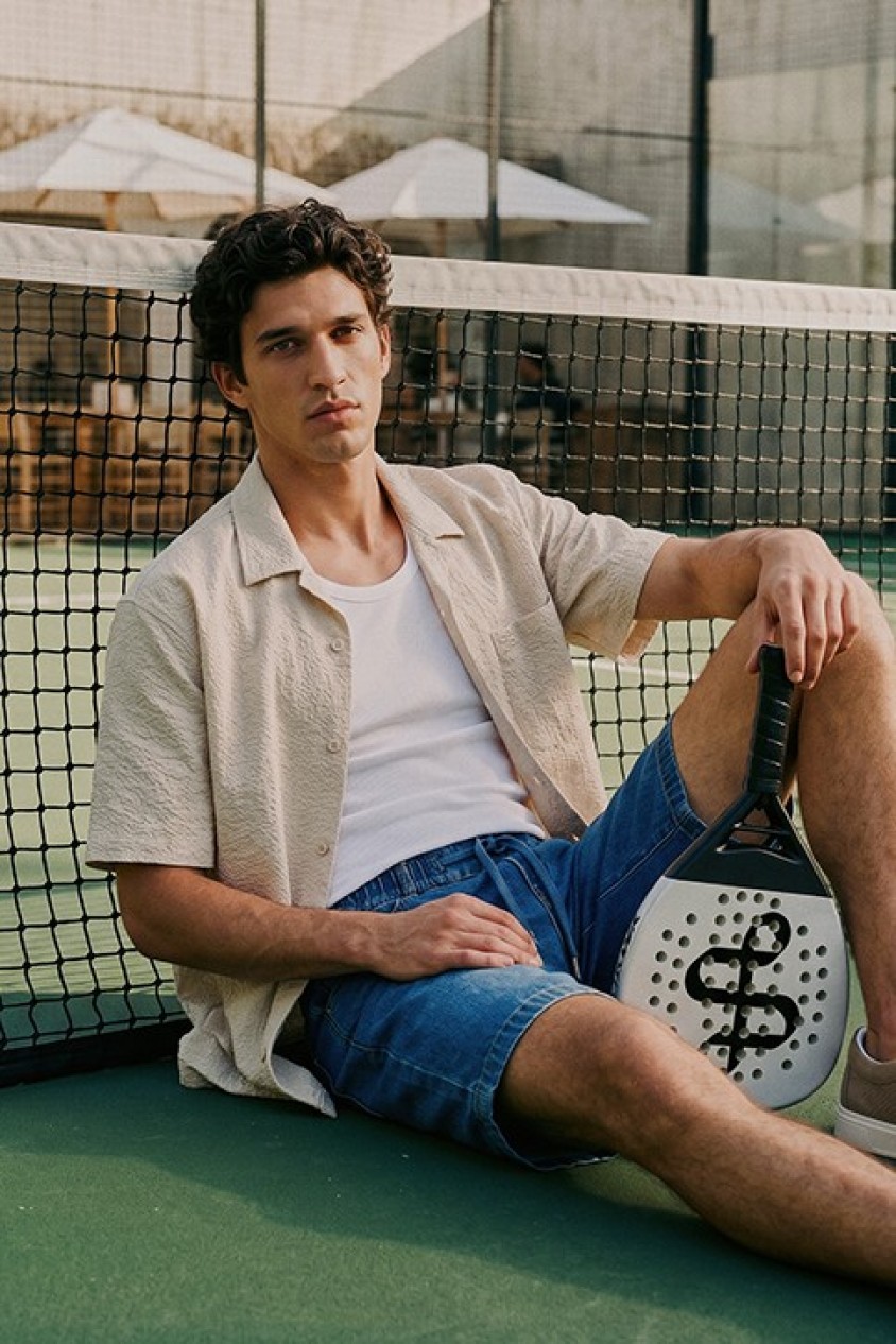 CAL��ES JOGGERS EM DENIM LEVE