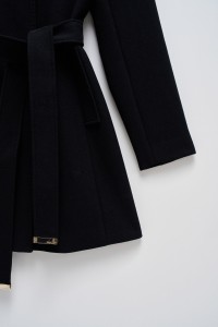 GRACE WOLLEN MANTEL MET RIEM