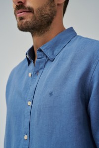 CAMISA COM MISTURA DE LINHO