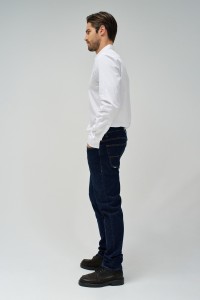 REGULAR FIT JEANS