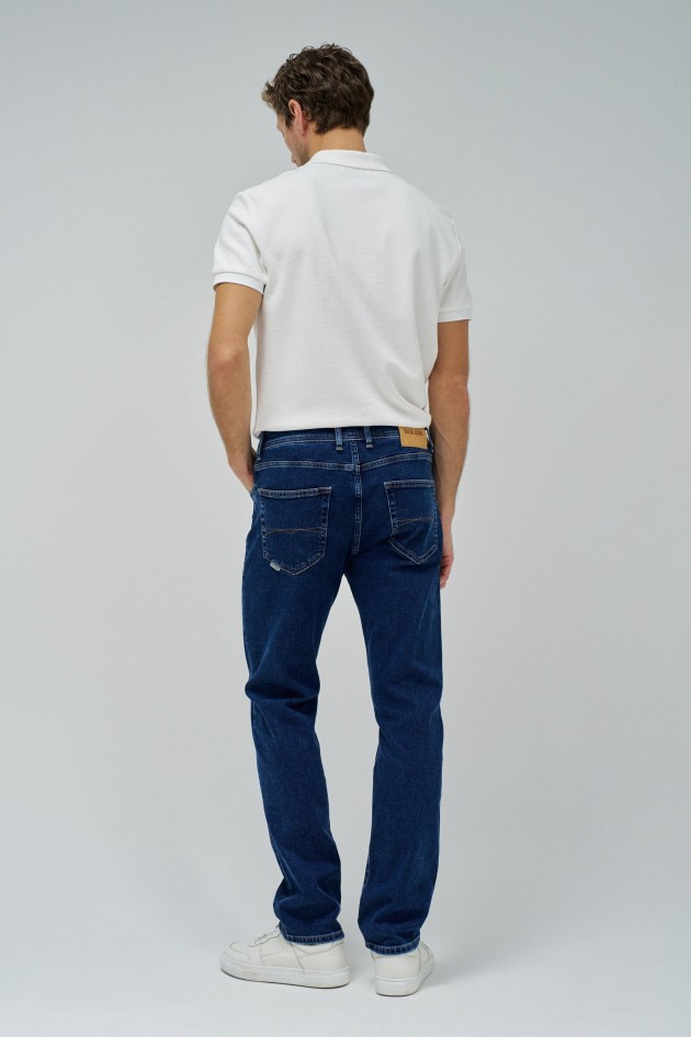 STRAIGHT FIT JEANS