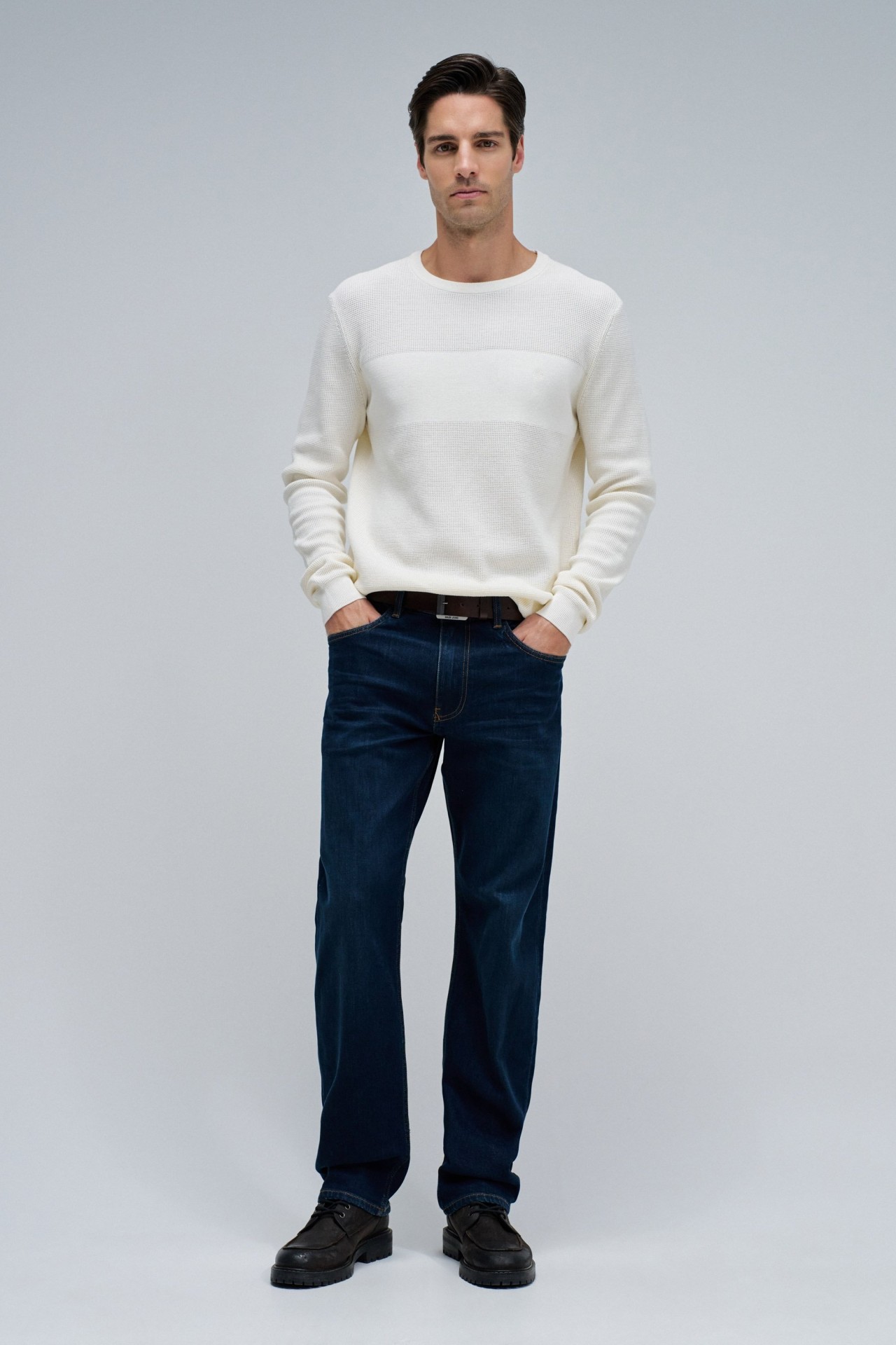CAMISOLA TRICOTADA COM TEXTURA