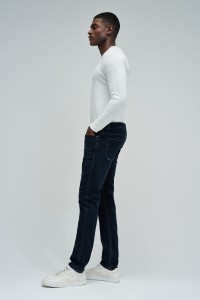 SLIM FIT JEANS