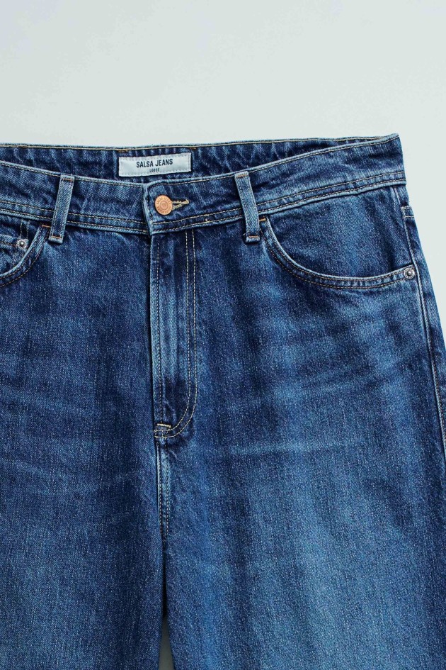 LOOSE FIT JEANS
