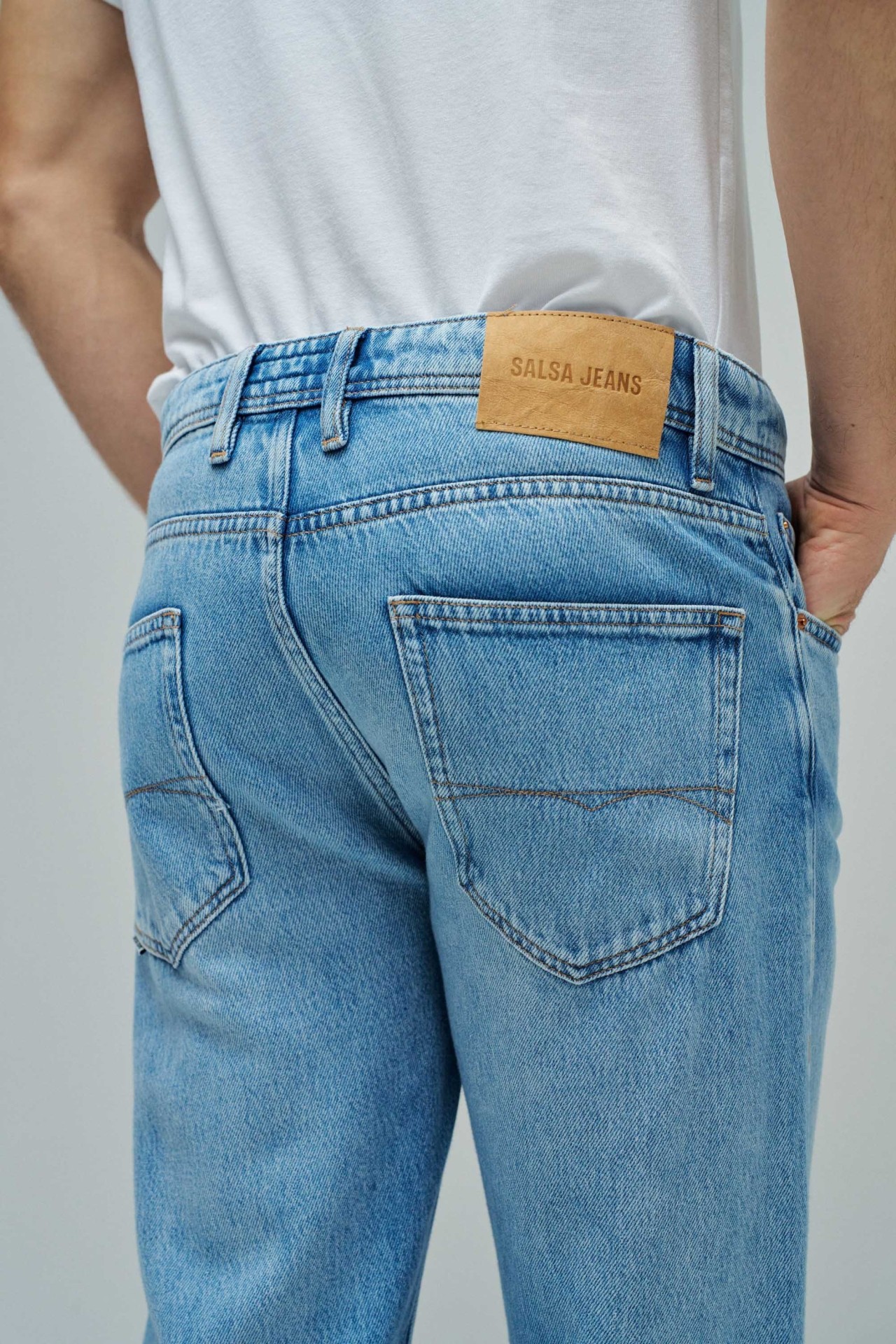 JEANS STRAIGHT FIT AIR BLEND