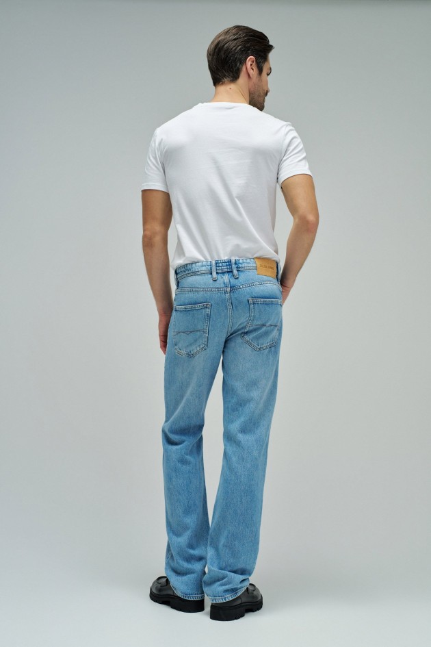 VAQUEROS STRAIGHT FIT AIR BLEND