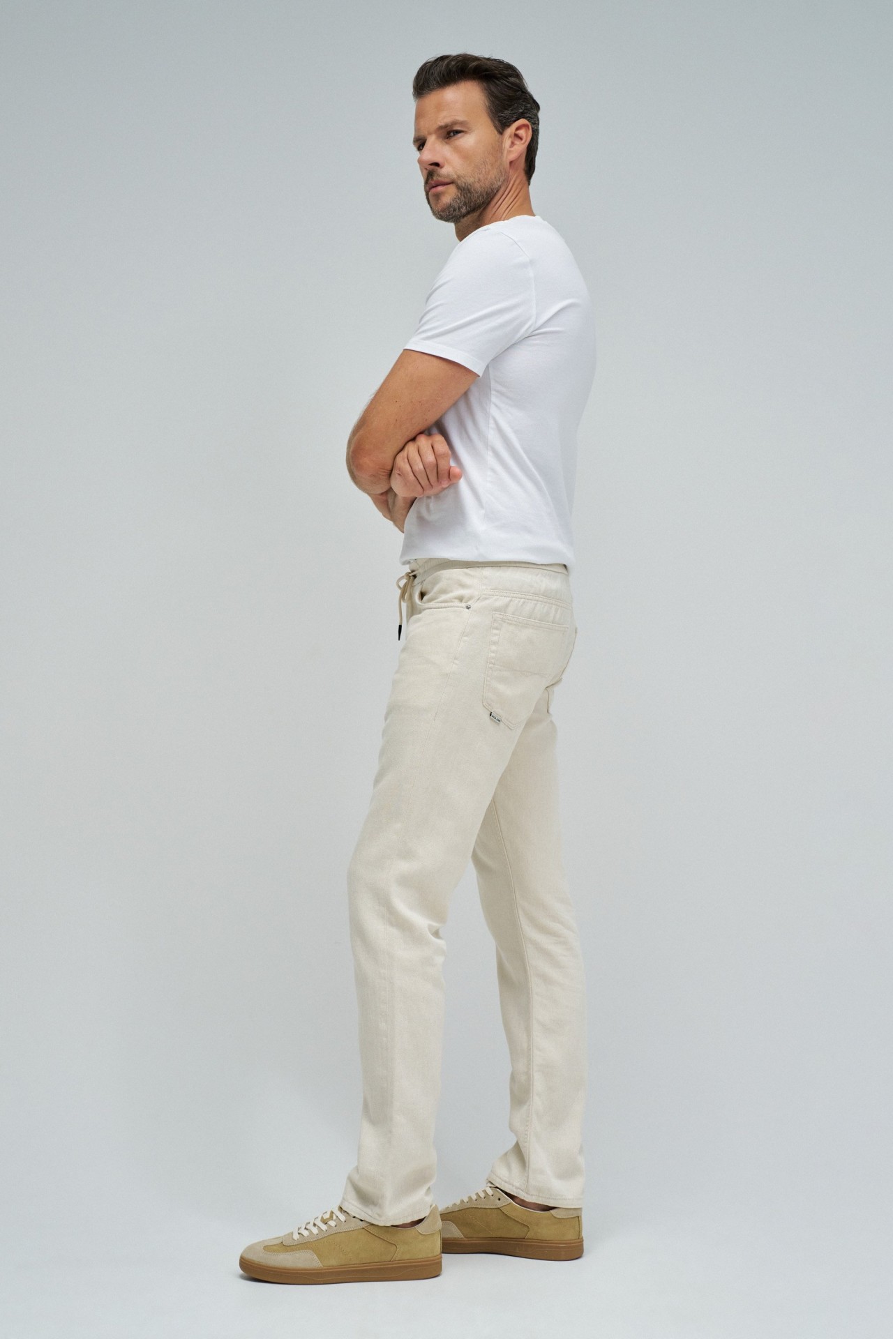 CAL�AS JOGGERS COM LINHO