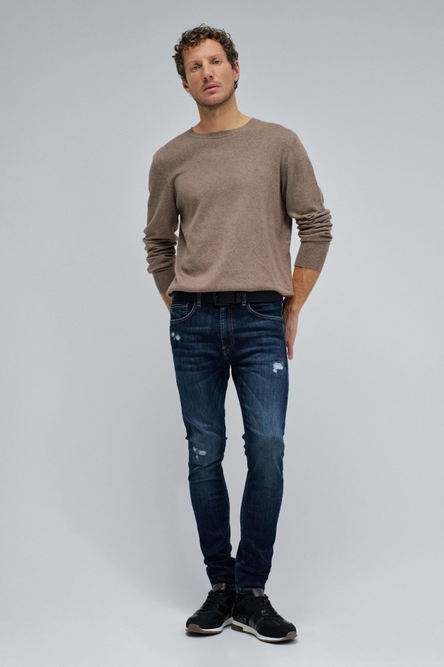 SKINNY FIT JEANS
