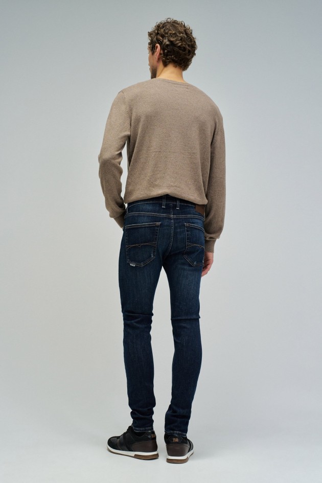 SKINNY FIT JEANS