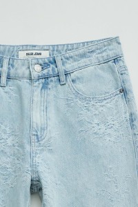 JEANS STRAIGHT FIT COM JACQUARD
