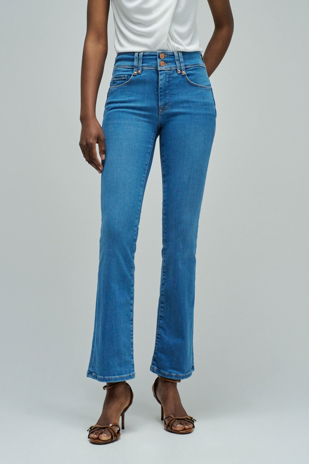 JEANS SECRET PUSH IN BOOTCUT
