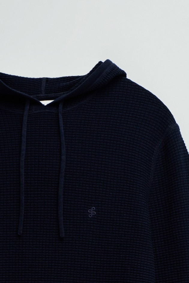 HOODIE EM MALHA TEXTURADA