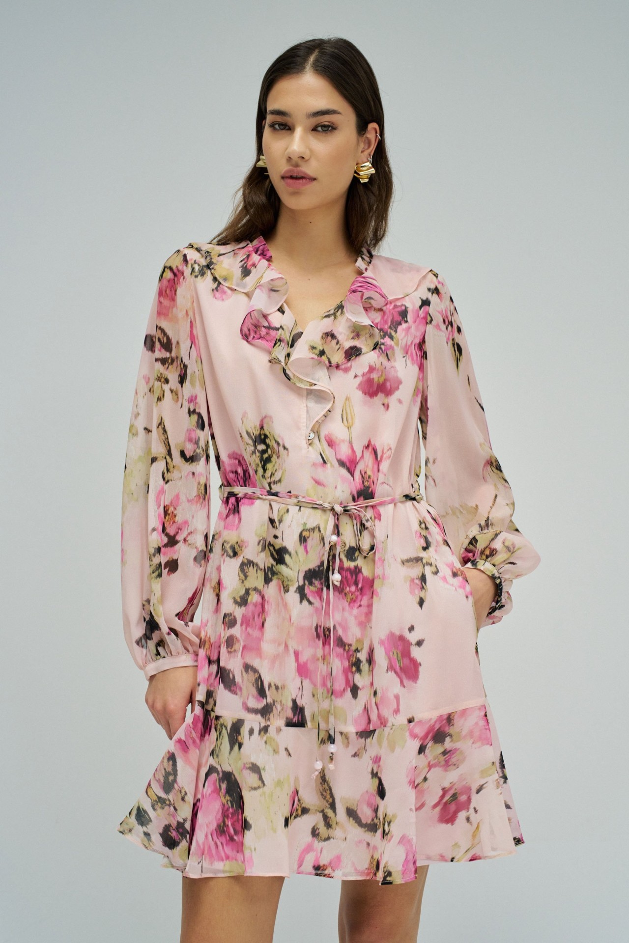 VESTIDO COM PADR�O FLORAL