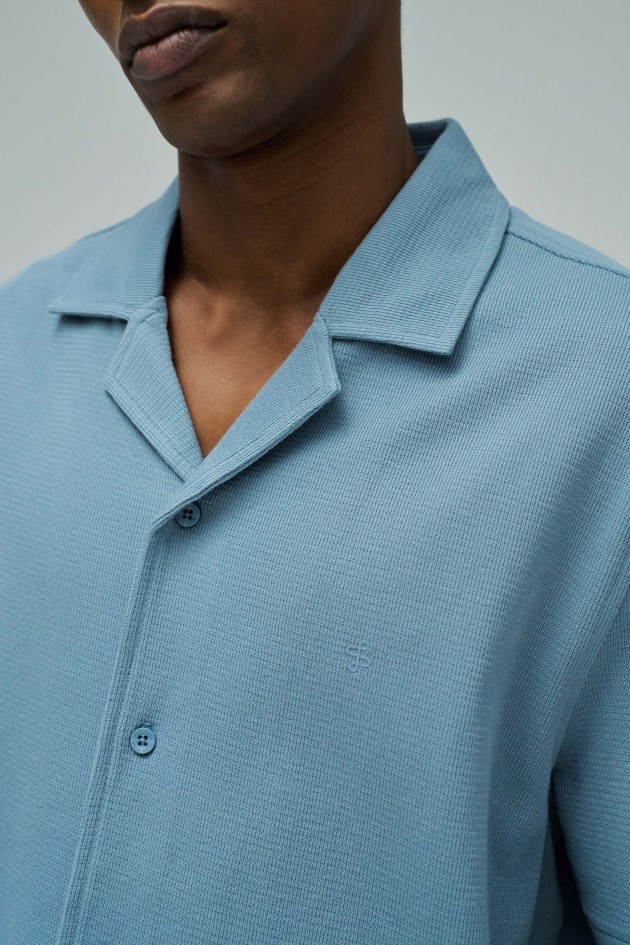 TEXTURED SHIRT