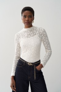CAMISOLA DE RENDA