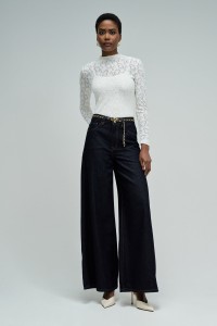 CAMISOLA DE RENDA