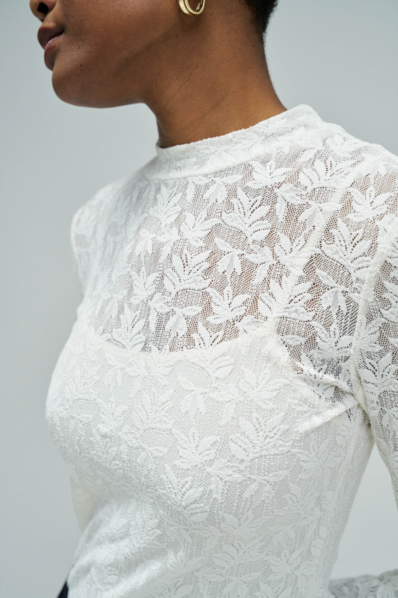 CAMISOLA DE RENDA