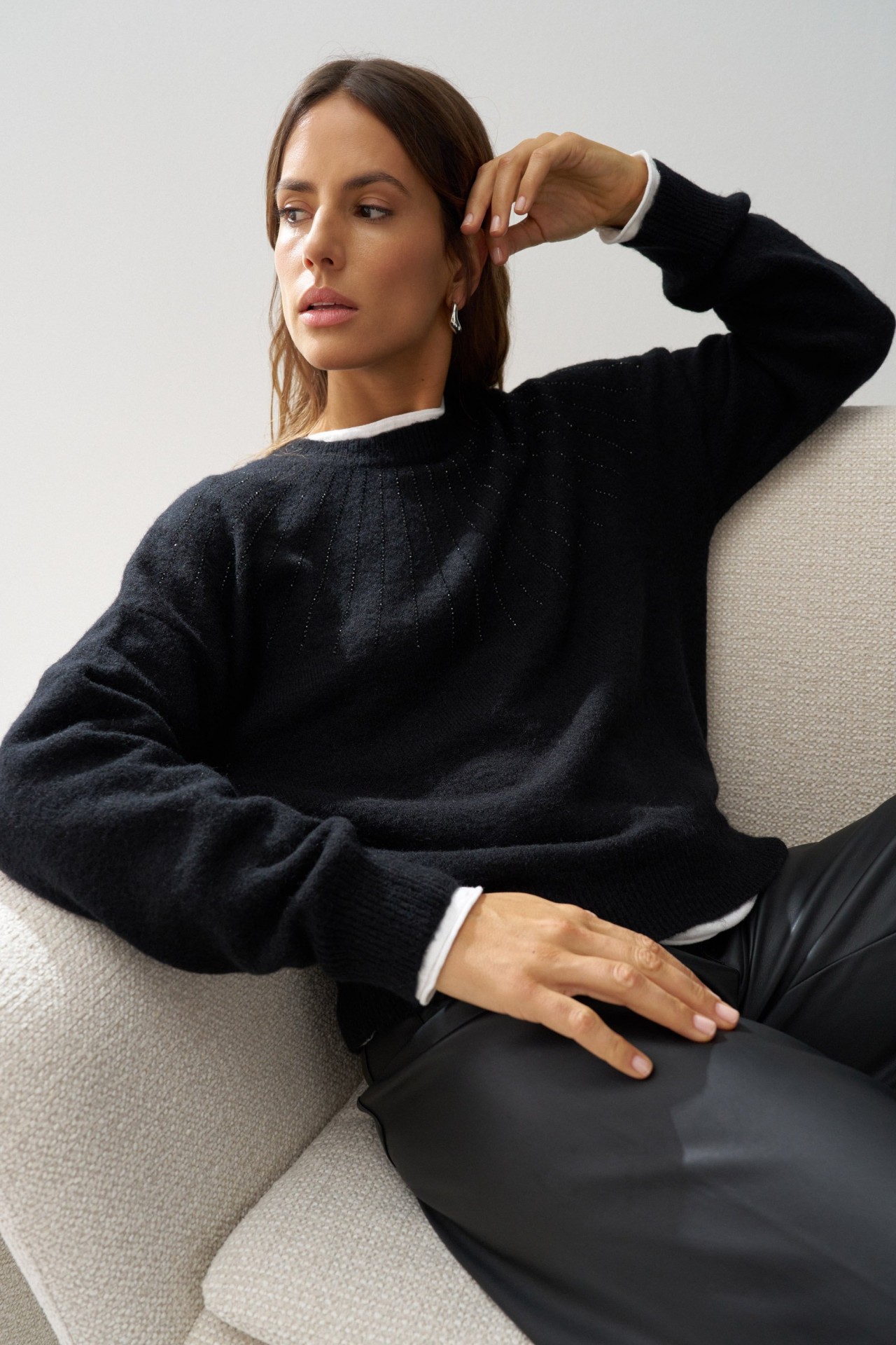 CAMISOLA DE MALHA COM BRILHANTES