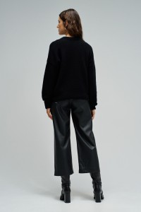 CAMISOLA DE MALHA COM BRILHANTES