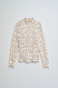 SWEATER WITH THREE-DIMENSIONAL EFFECT