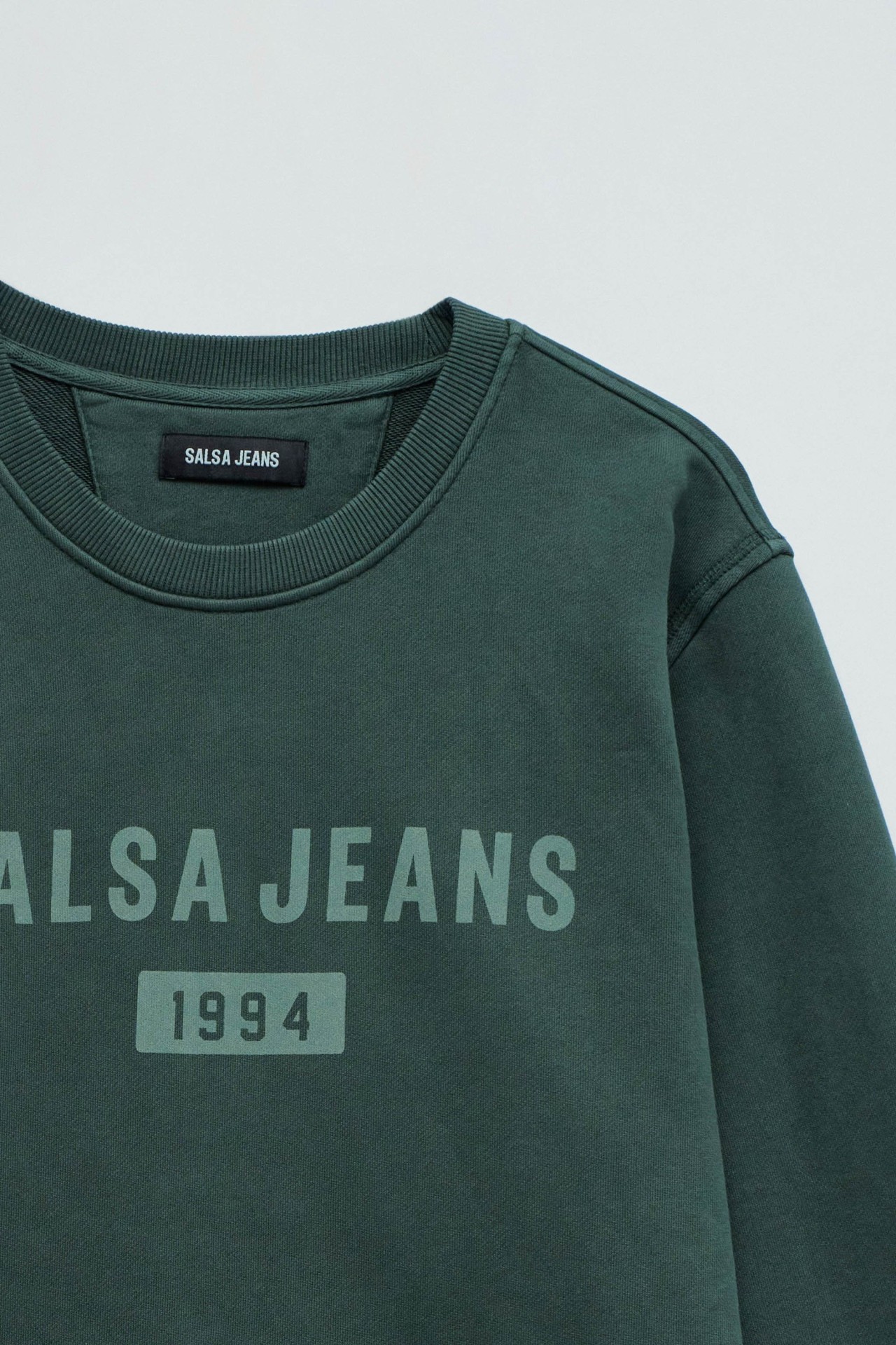 SWEATSHIRT MET BRANDING