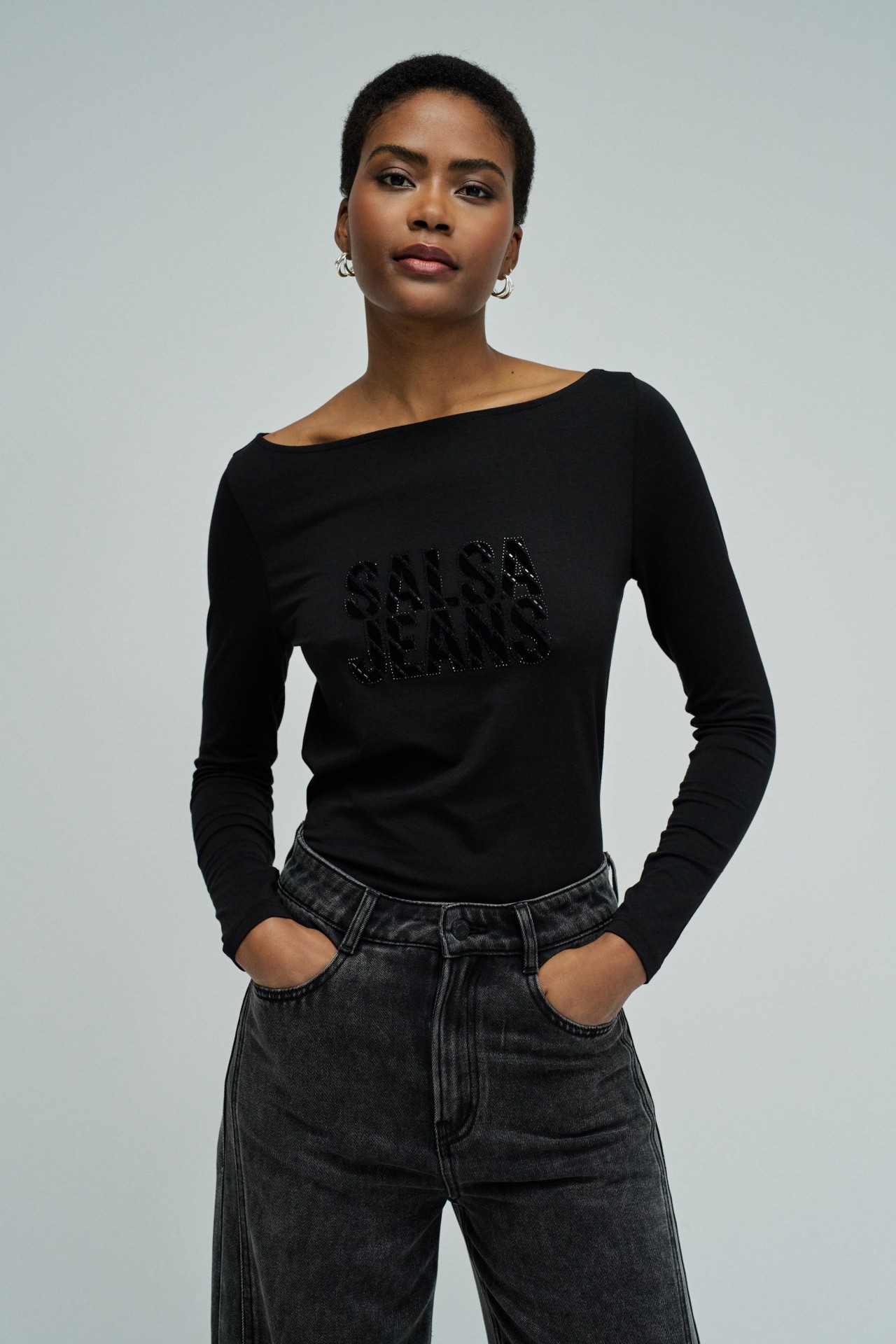 SWEATER WITH BRANDING
