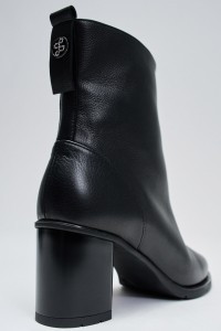 LEREN SCHOENEN