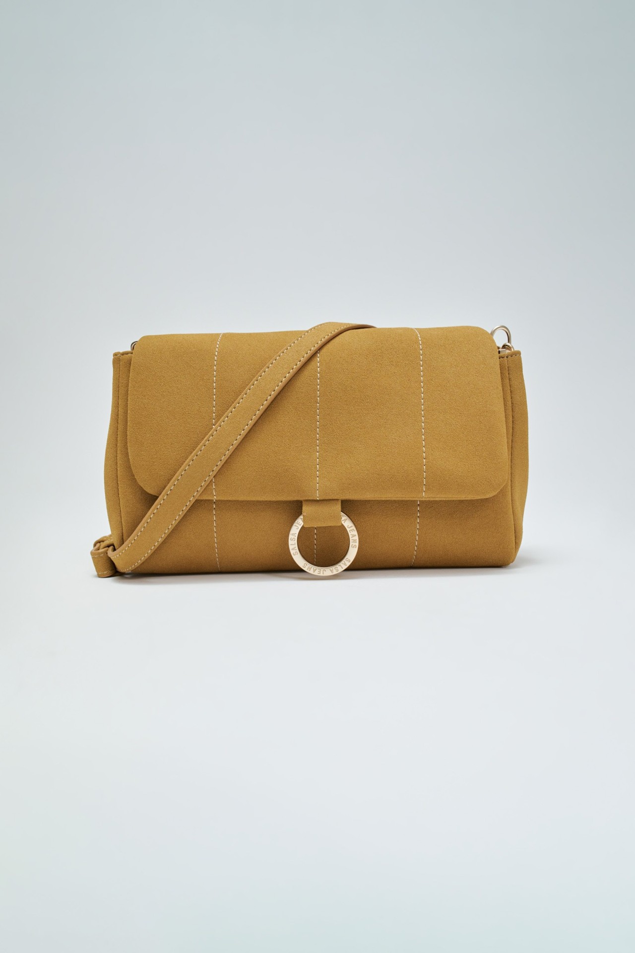 MALA EFEITO SUEDE