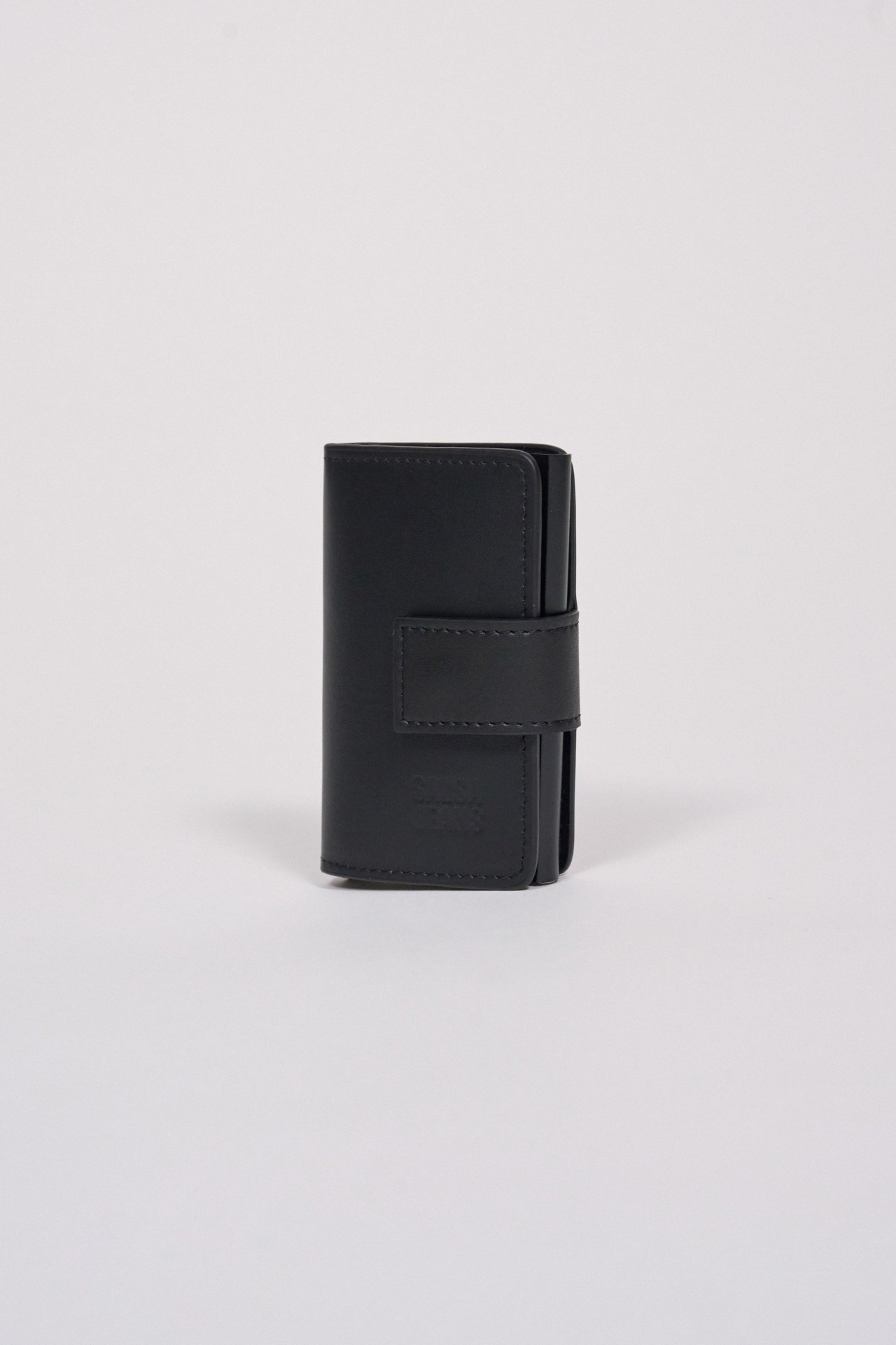 PORTA-MOEDAS R�GIDO EM PELE