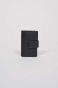 PORTA-MOEDAS R�GIDO EM PELE