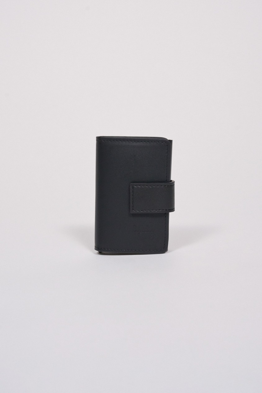 PORTA-MOEDAS R�GIDO EM PELE
