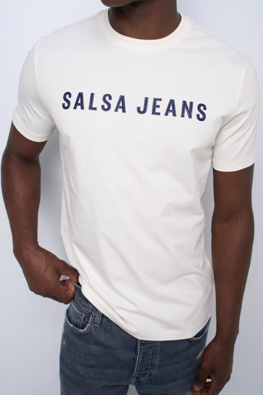 T-SHIRT COM BRANDING