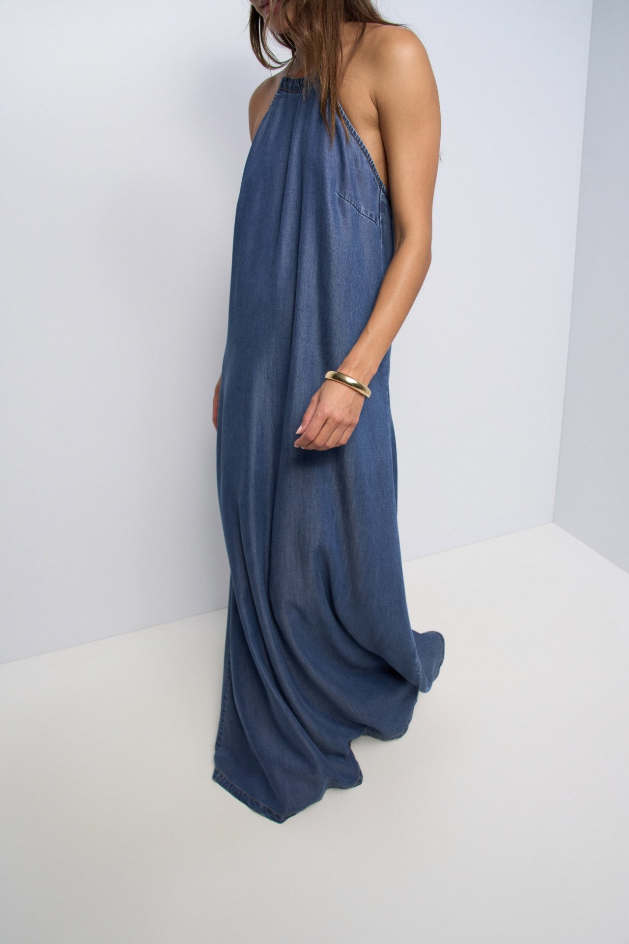 KLEID AUS LIGHTDENIM