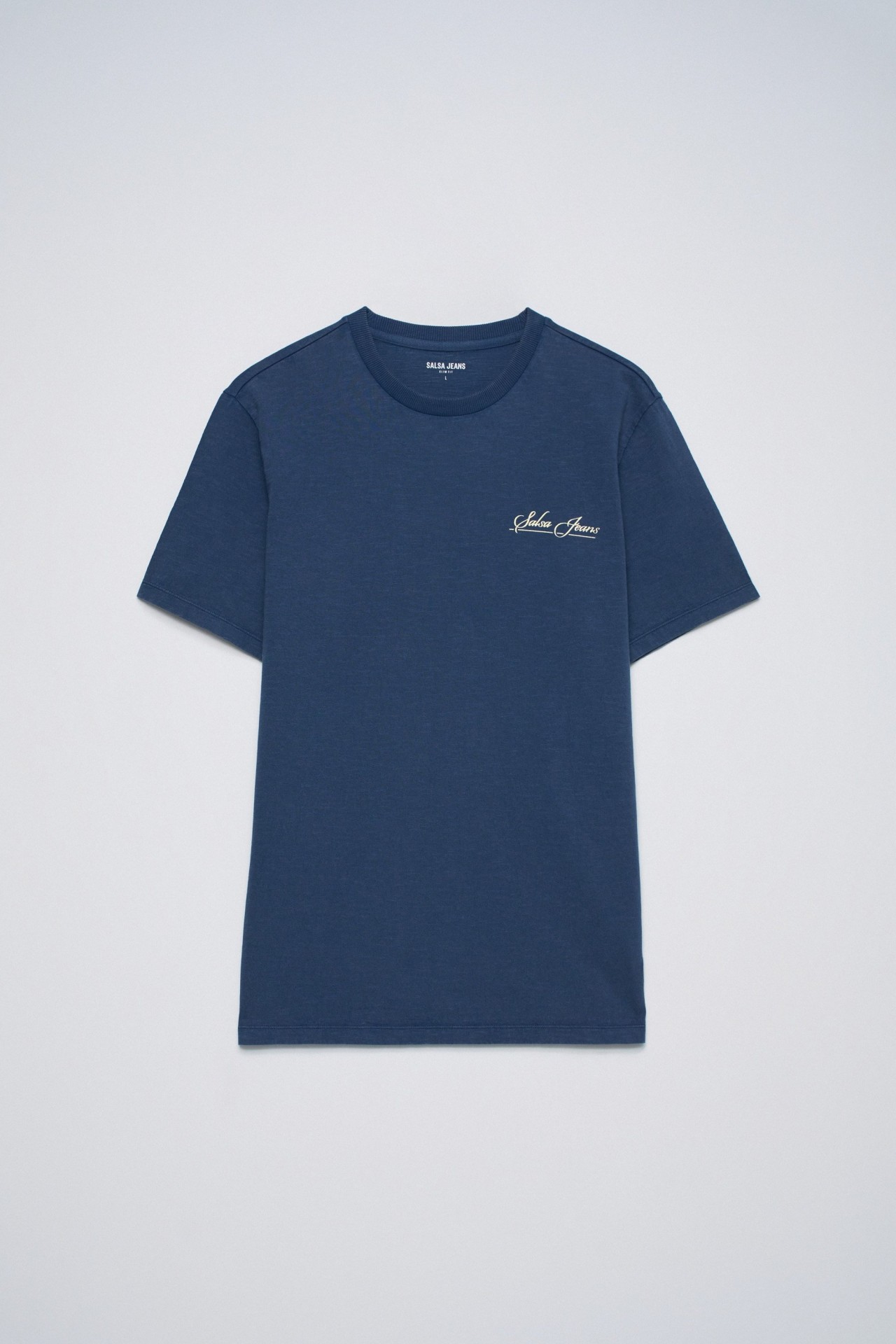 T-SHIRT COM BRANDING