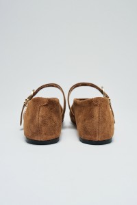 SABRINAS DE CAMUR�A