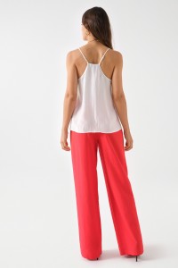 TOP DE SAT�N CON DETALLE DE ENCAJE