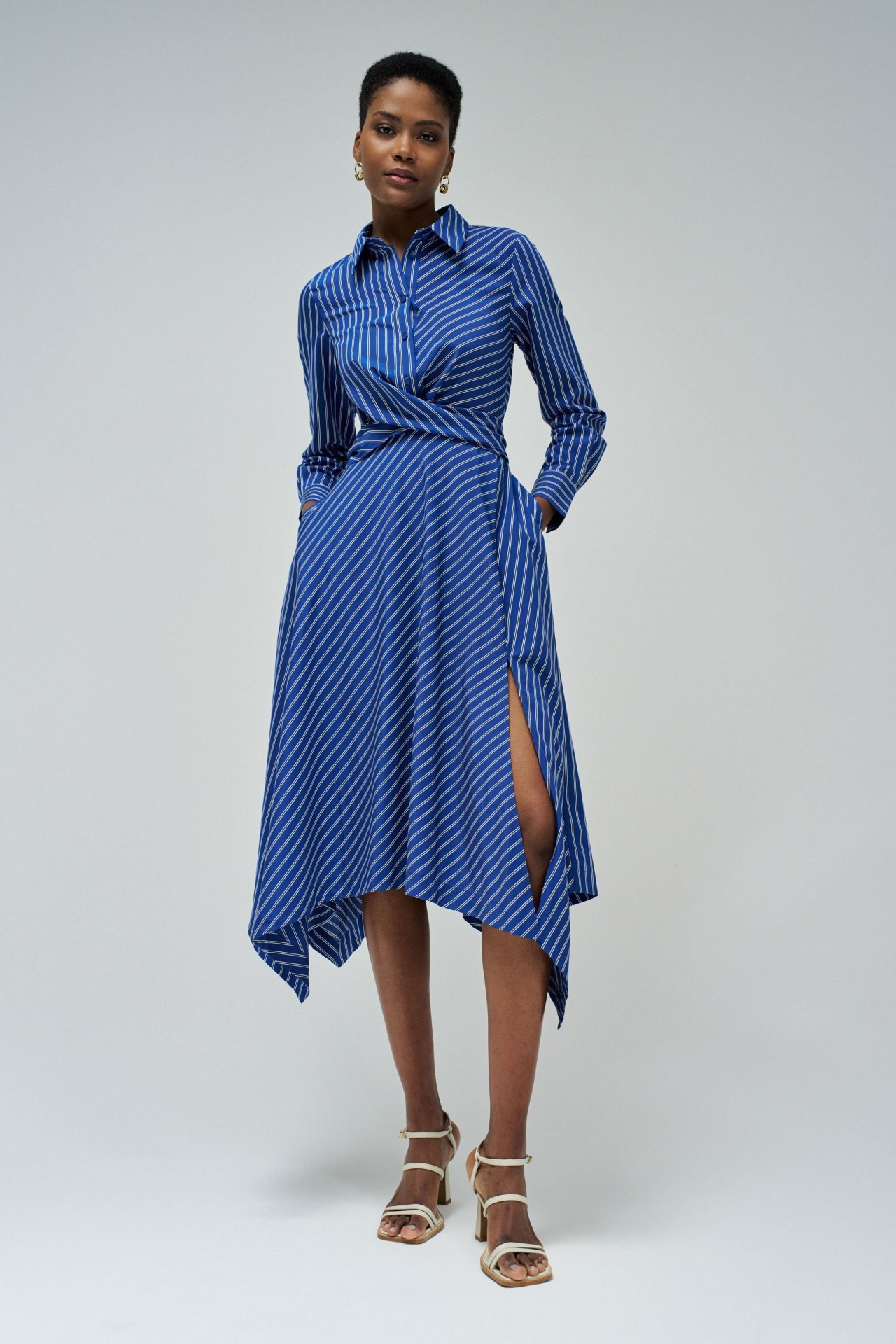 VESTIDO MIDI ASSIM�TRICO