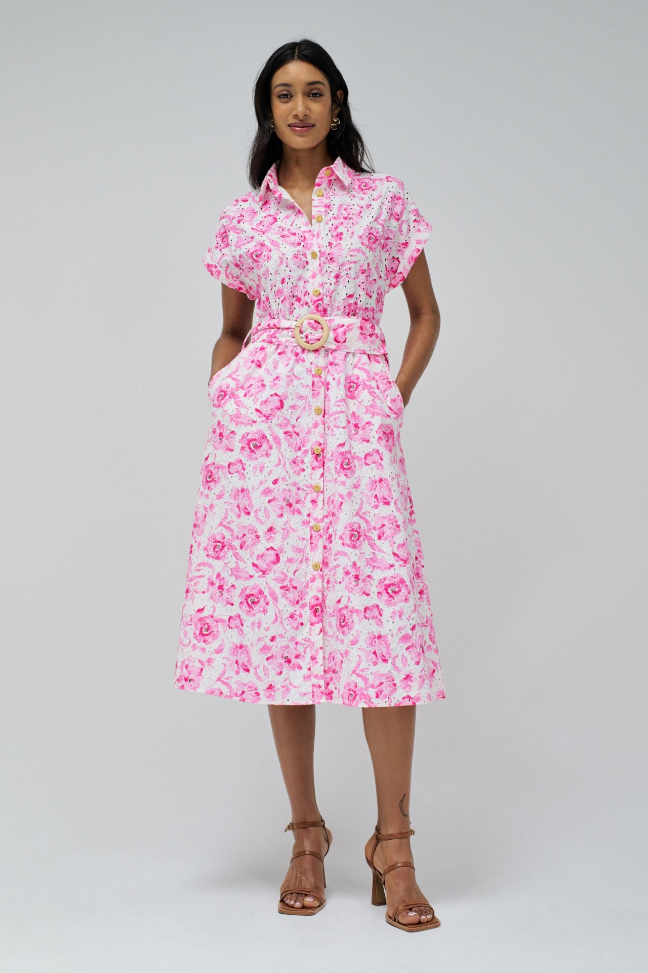 VESTIDO CAMISEIRO EM BORDADO INGL�S