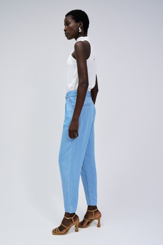 CALÇAS BAGGY EM LIGHTDENIM