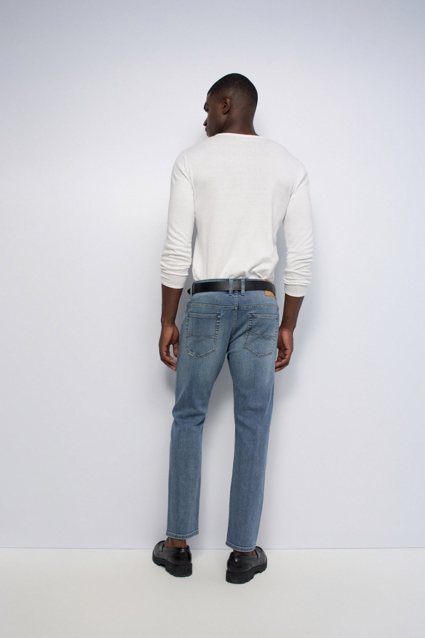 VAQUEROS SLIM FIT