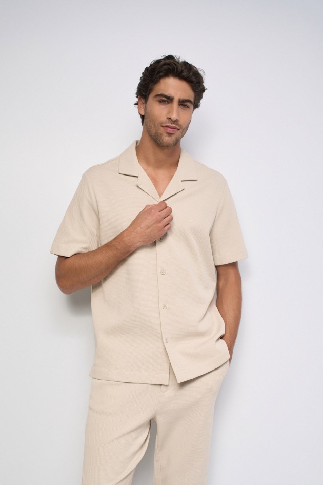 CHEMISE TEXTUR�E � MANCHES COURTES