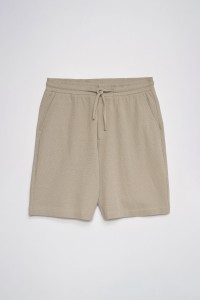 TEXTURED JOGGER SHORTS