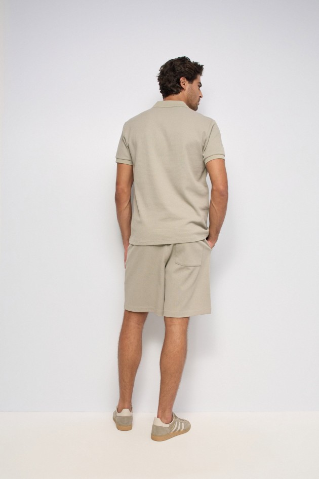 STRUKTURIERTES POLOSHIRT